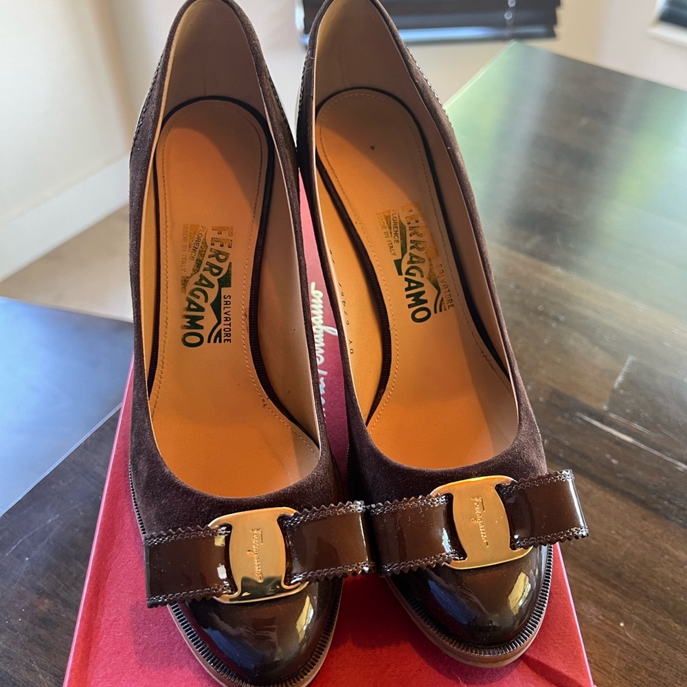 Salvatore Ferragamo Brown Leather Heels with Classic Silhouette